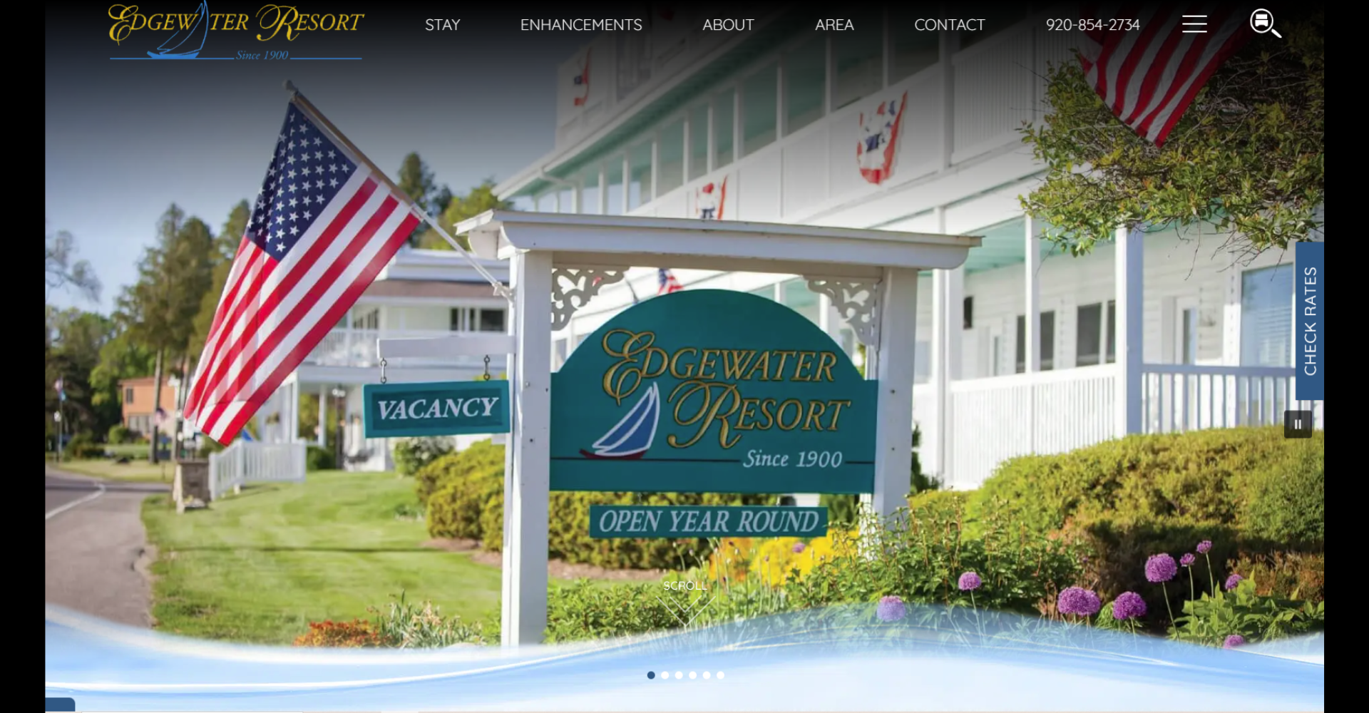 Homepage screenshot of Edgewater Resort's website 